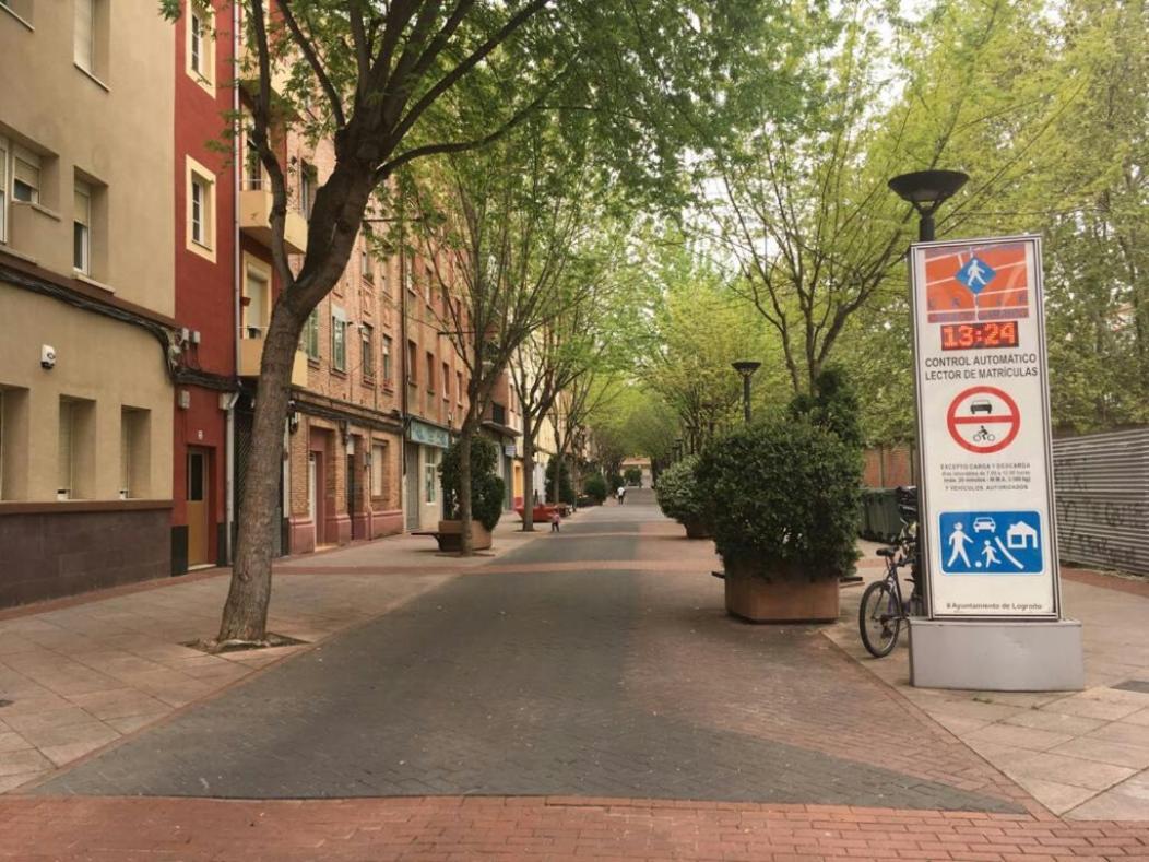 Centrico Apartament Al Lado De La Estacion D Tren Vivienda De Uso Turistico Logrono Luaran gambar