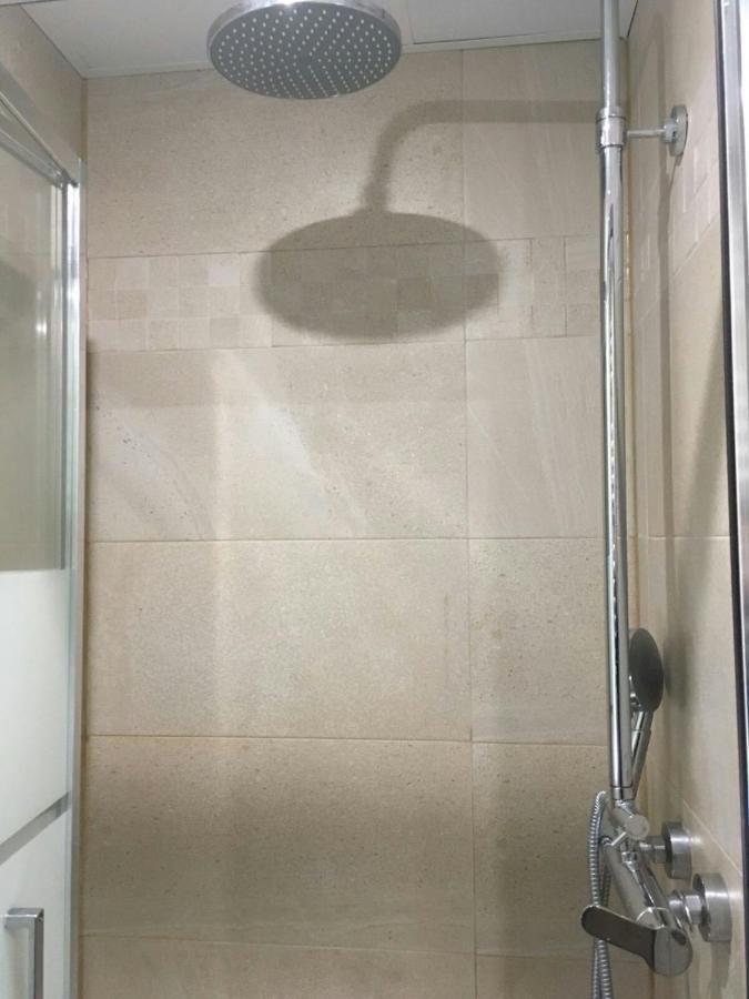 Centrico Apartament Al Lado De La Estacion D Tren Vivienda De Uso Turistico Logrono Luaran gambar